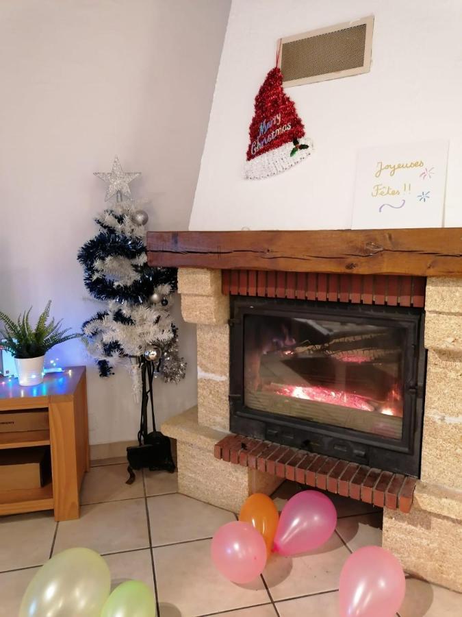 Maison De Village Saint-Barthelemy-de-Vals Bagian luar foto